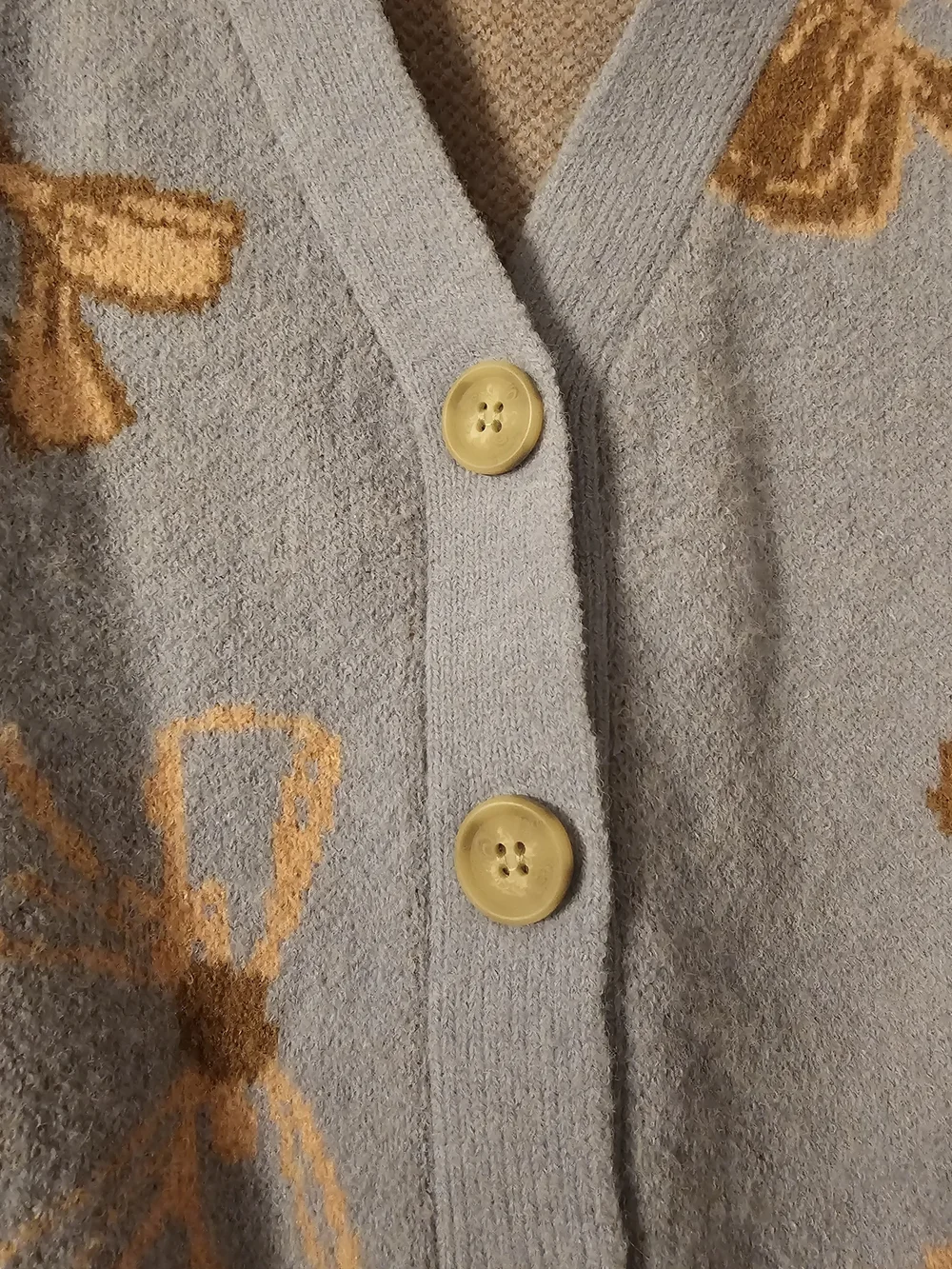 Celebrity Pink Light Blue Bow-Print V-Neck Cardigan - Picture 4 of 4